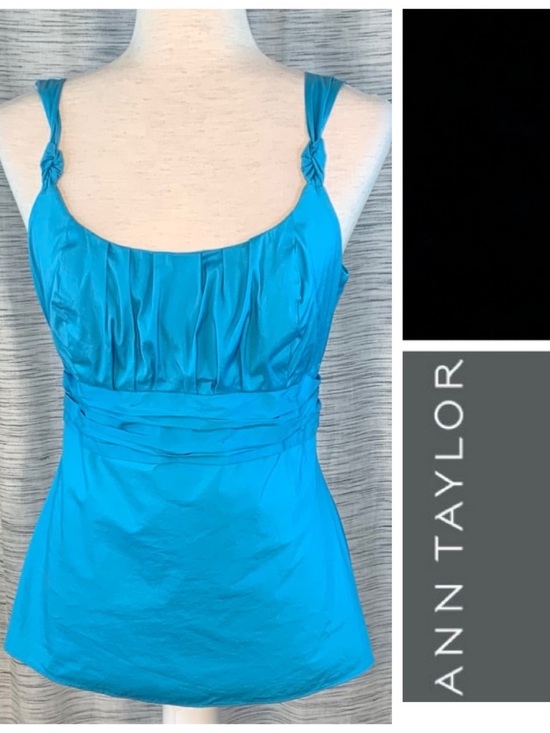 Ann Taylor Tops - Ann Taylor sky blue sleeveless top.
